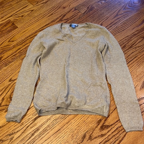 cashmere by charter club Sweaters - Cashmere by Charter Club Woman’s Tan Cashmere Sweater Size XS